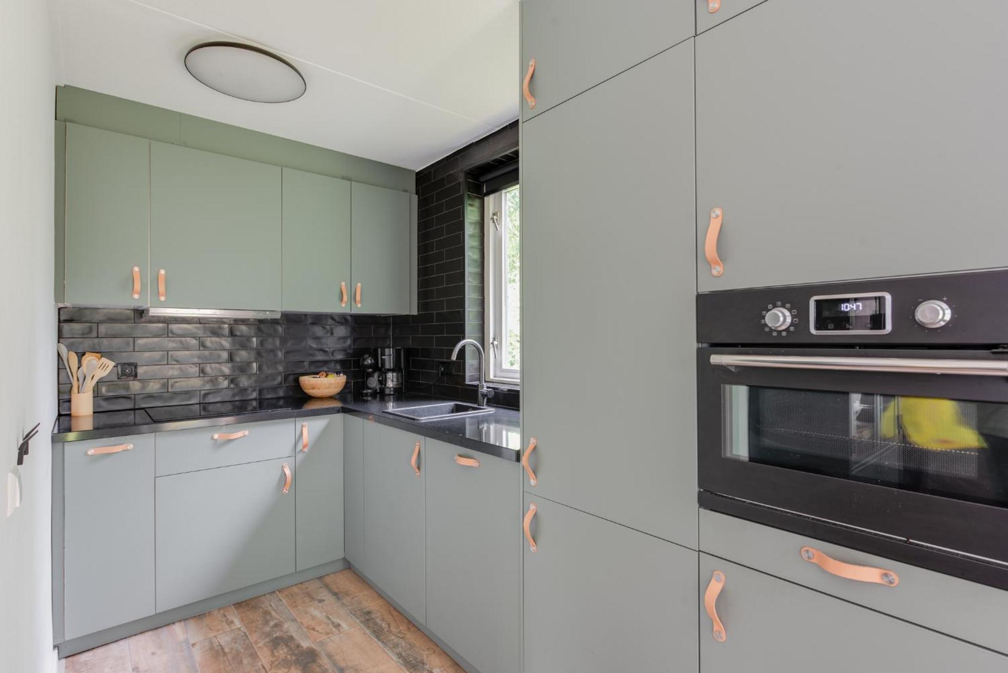 Het Huys Ewijk Mooi Luxe En Een Laadpaal Esterno foto