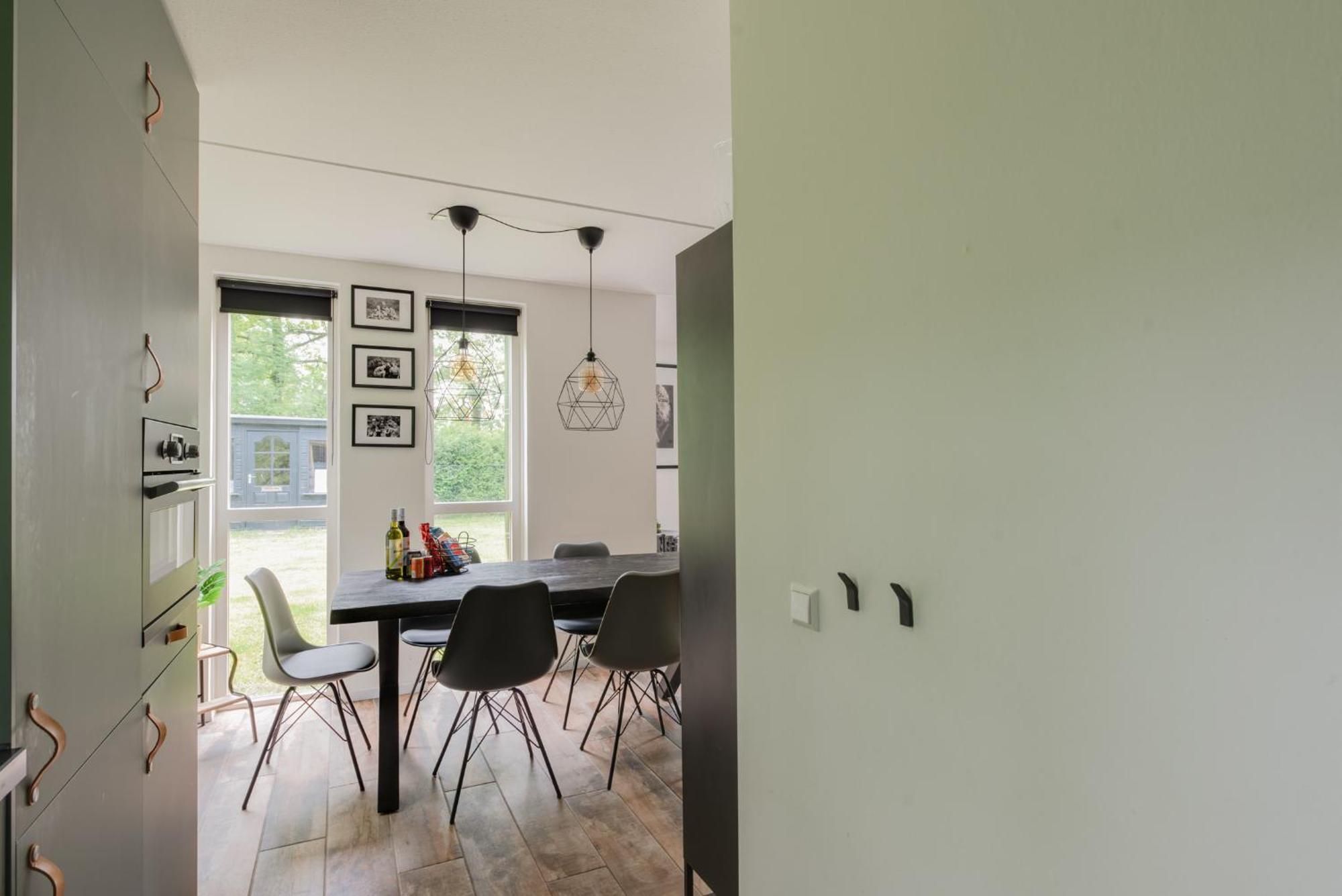 Het Huys Ewijk Mooi Luxe En Een Laadpaal Esterno foto